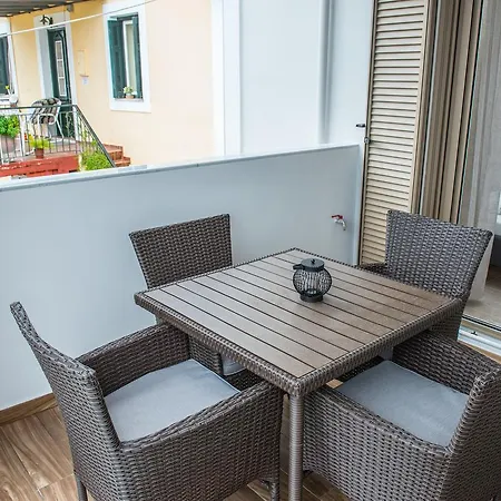 Ak View Apartment *
